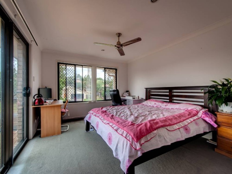 230 Eagle Street, Collingwood Park QLD 4301