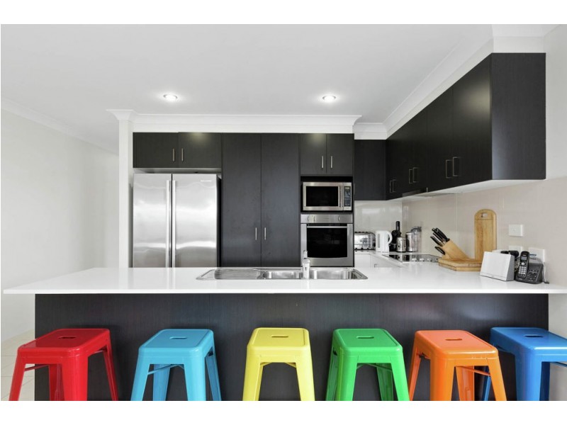 16 Hyssop Place, Springfield Lakes QLD 4300