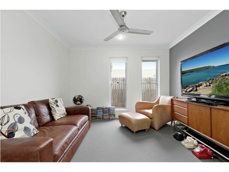 16 Hyssop Place, Springfield Lakes QLD 4300