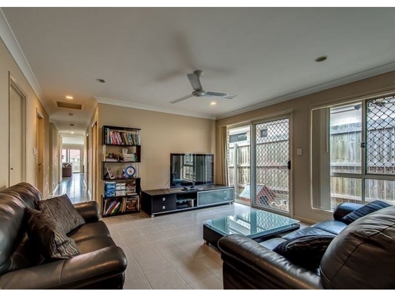 29 Parkview Dr, Springfield Lakes QLD 4300