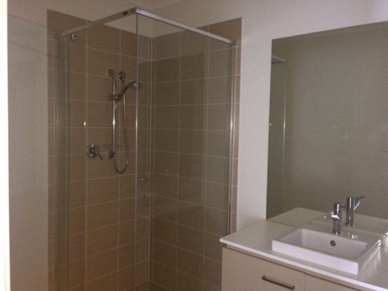 9 Alton Towers Street, Springfield Lakes QLD 4300