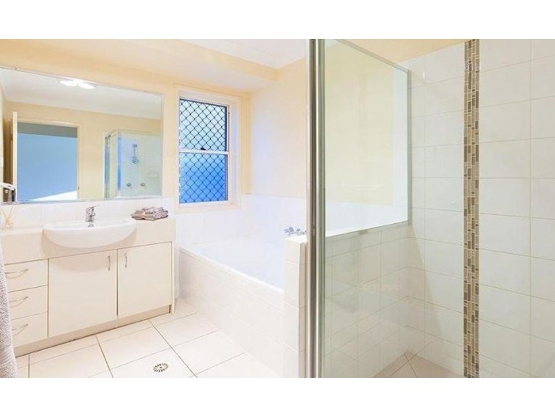 39 Esperance Cres, Springfield Lakes QLD 4300