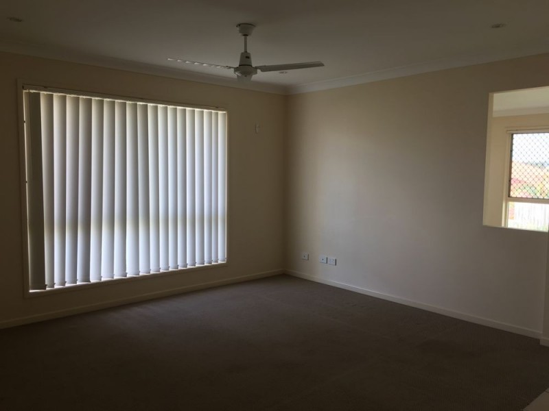 39 Esperance Cres, Springfield Lakes QLD 4300