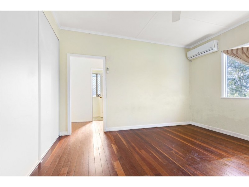 5 Woogaroo Street, Goodna QLD 4300