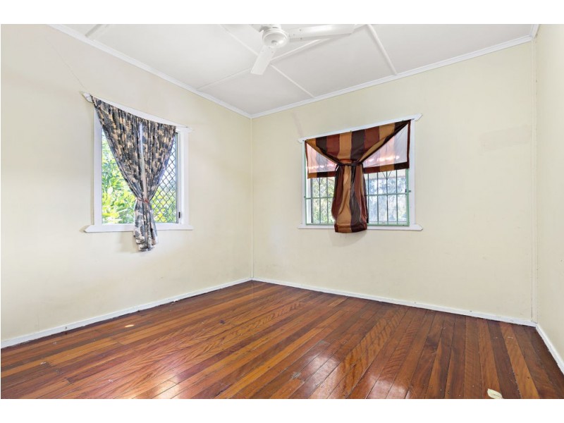 5 Woogaroo Street, Goodna QLD 4300