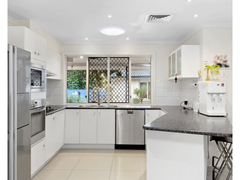 10 Tamborine Place, Forest Lake QLD 4078