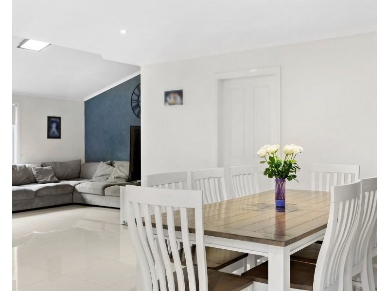 10 Tamborine Place, Forest Lake QLD 4078