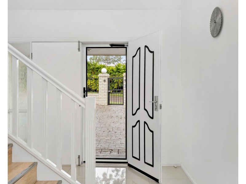 10 Tamborine Place, Forest Lake QLD 4078