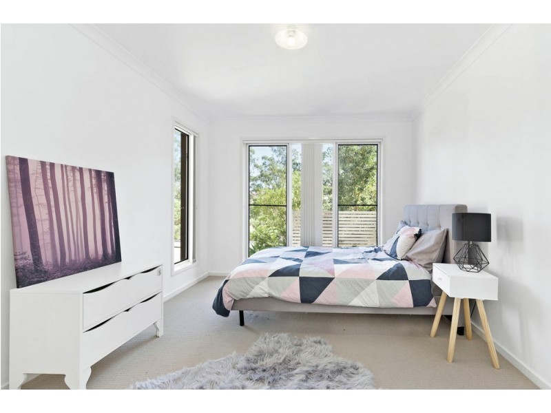 33 Caraway Street, Springfield Lakes QLD 4300