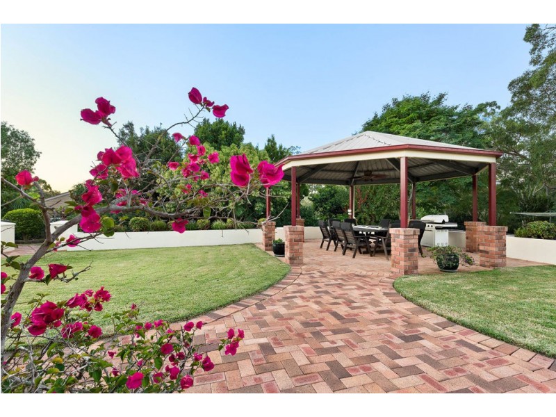 108-110 Equestrian Drive, New Beith QLD 4124
