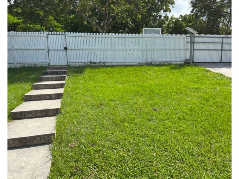11 Woorama Road, The Gap QLD 4061