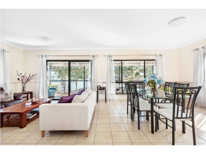 67 Highlands Terrace, Springfield Lakes QLD 4300