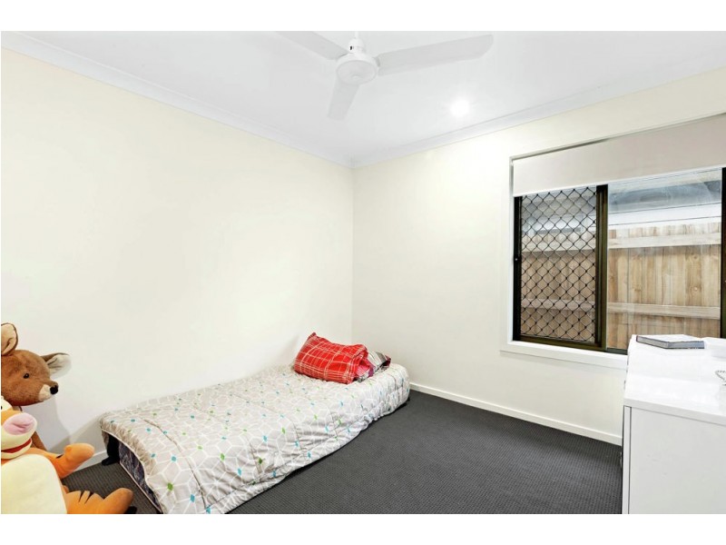 98 Lamington Drive, Redbank Plains QLD 4301