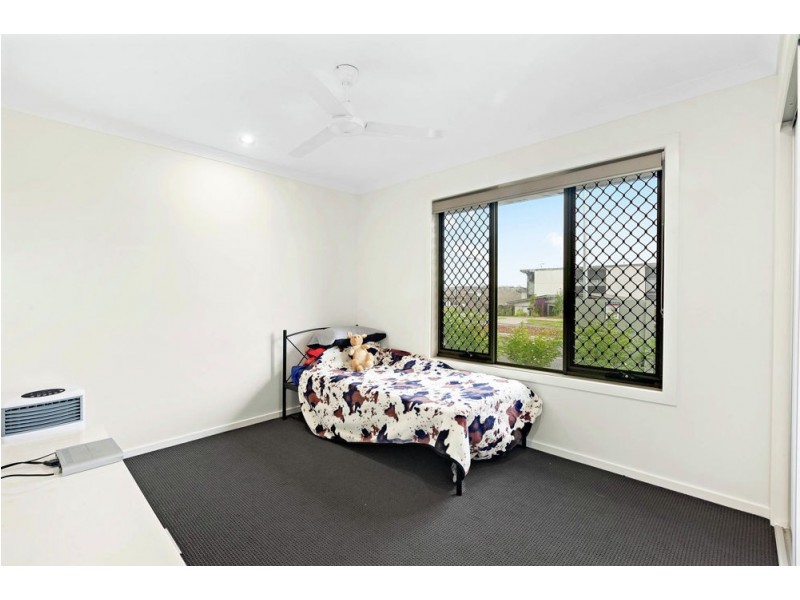 98 Lamington Drive, Redbank Plains QLD 4301