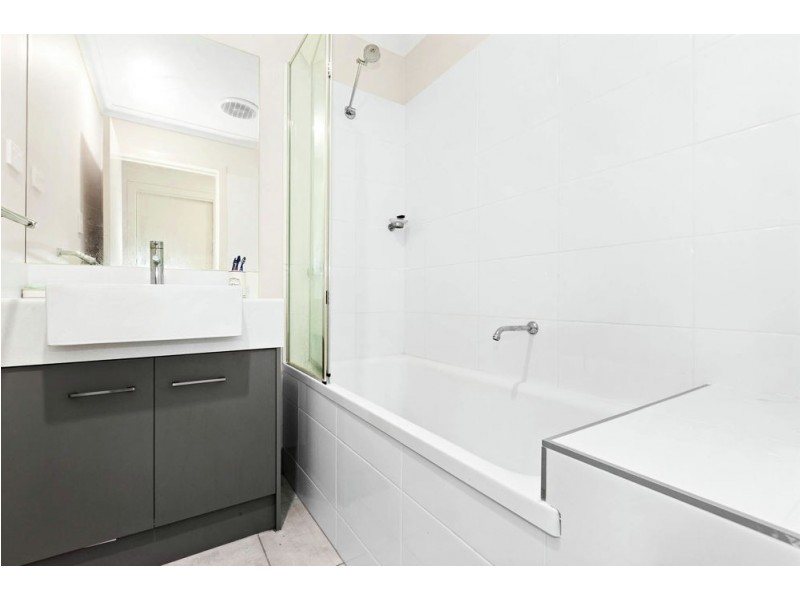 98 Lamington Drive, Redbank Plains QLD 4301