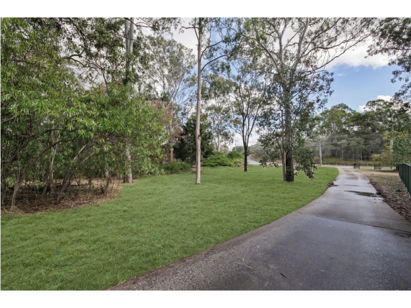 311-313 Jones Road, Bellbird Park QLD 4300