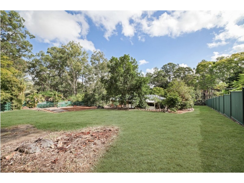 311-313 Jones Road, Bellbird Park QLD 4300
