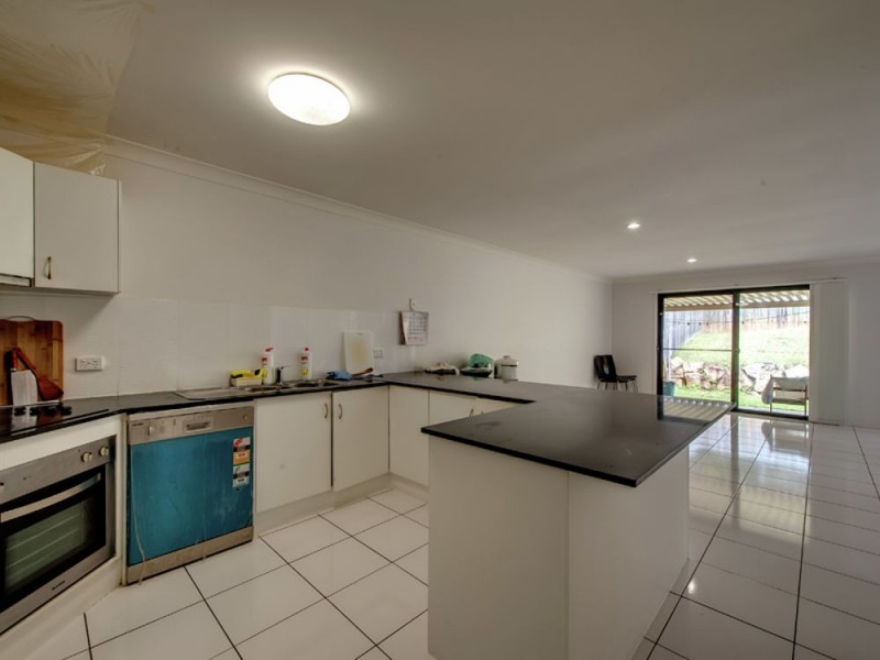 2/230 Eagle Street, Collingwood Park QLD 4301