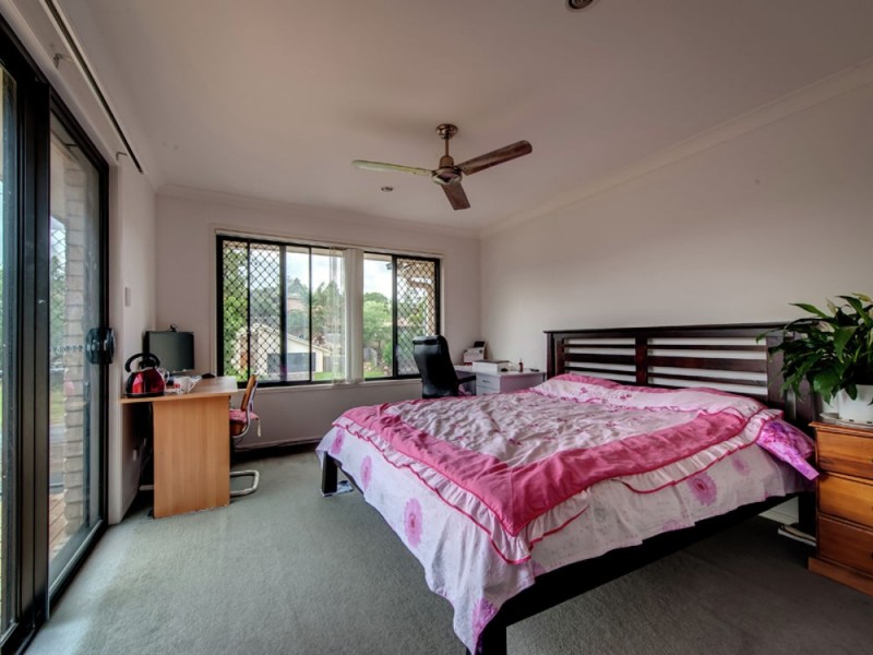 2/230 Eagle Street, Collingwood Park QLD 4301