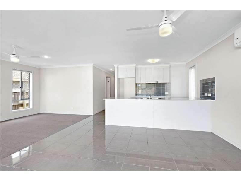 39 Huntley Crescent, Redbank Plains QLD 4301