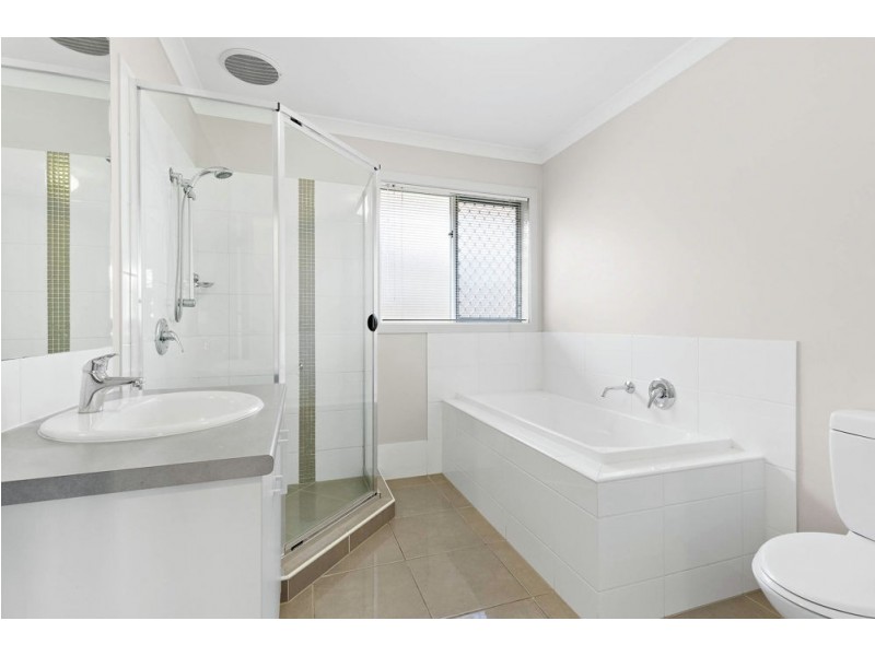 39 Huntley Crescent, Redbank Plains QLD 4301