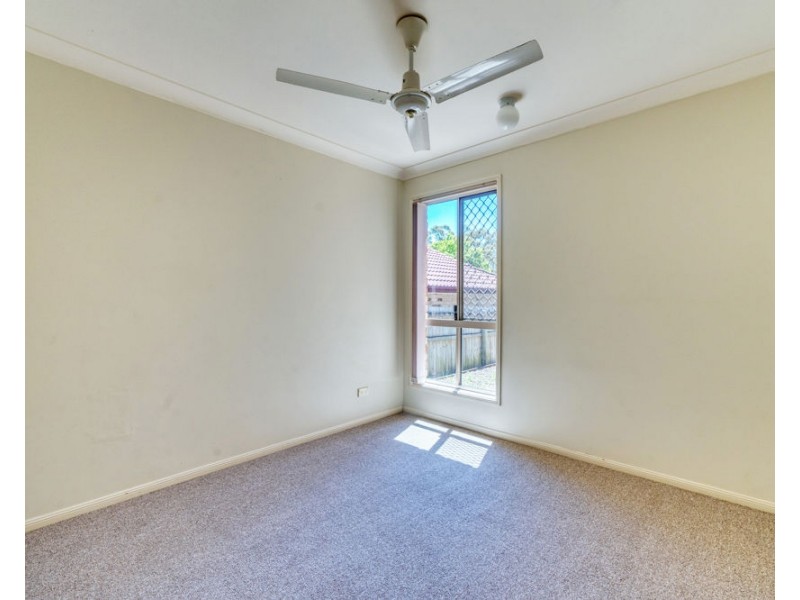 2 Selwyn Close, Forest Lake QLD 4078