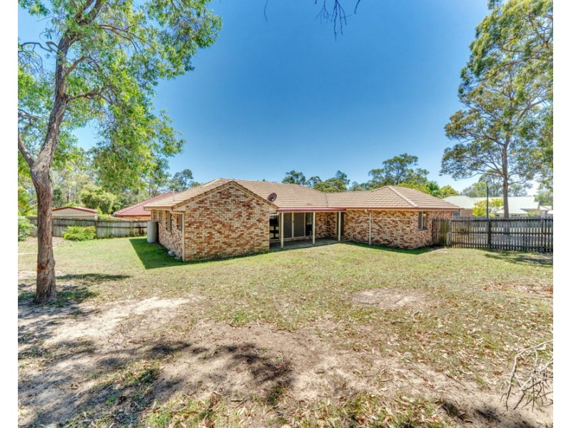 2 Selwyn Close, Forest Lake QLD 4078