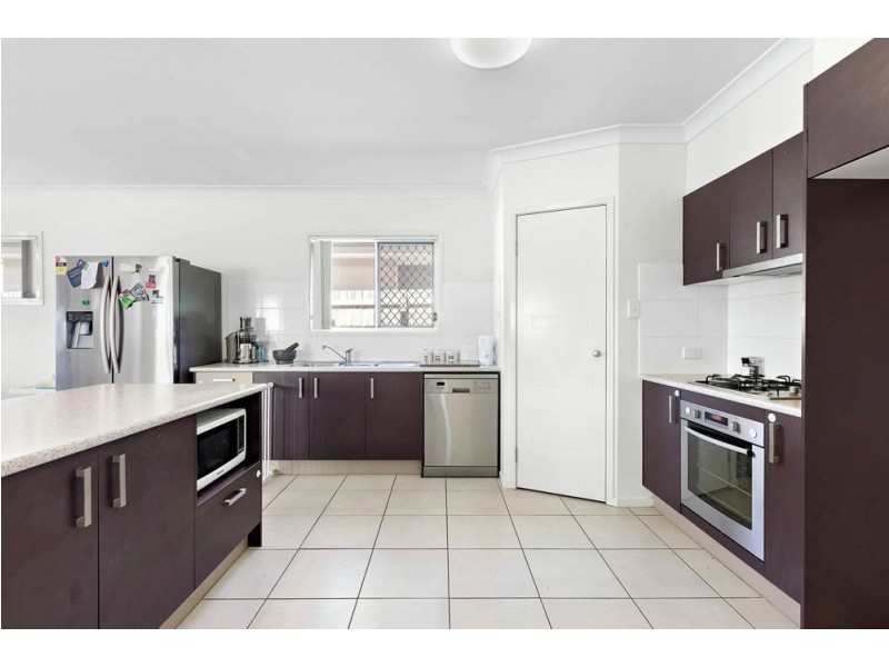 62 Carnarvon Avenue, Springfield Lakes QLD 4300