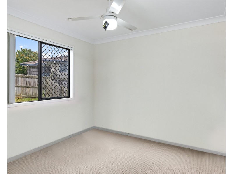 2/12 Byron Close, Redbank Plains QLD 4301