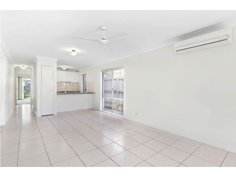 54 Creekside Drive, Springfield Lakes QLD 4300