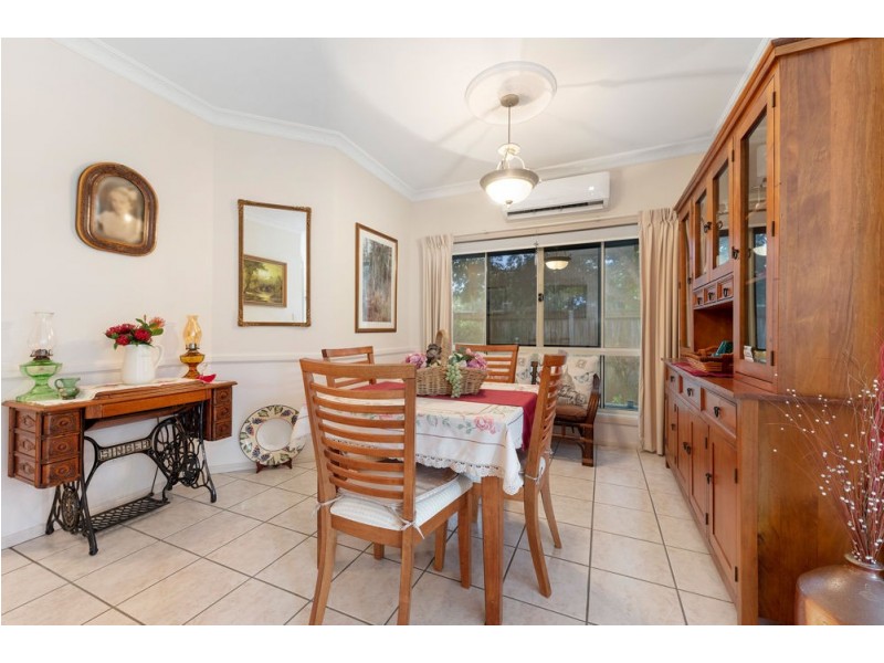 11 Prospect Crescent, Forest Lake QLD 4078