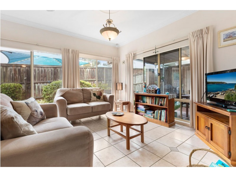 11 Prospect Crescent, Forest Lake QLD 4078