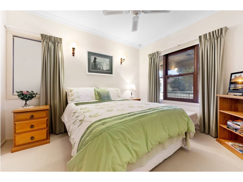 11 Prospect Crescent, Forest Lake QLD 4078