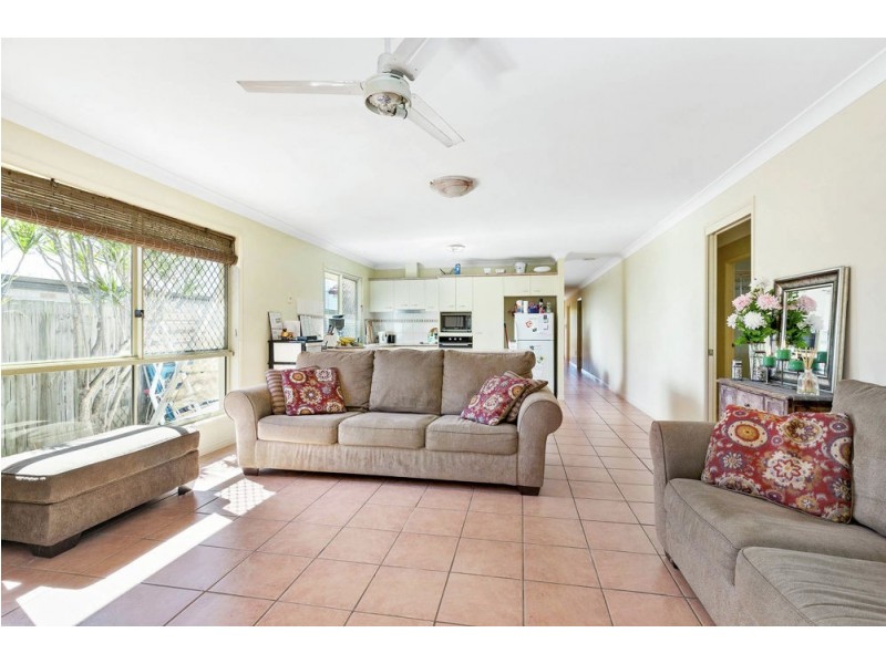 25 Karamea Avenue, Springfield QLD 4300