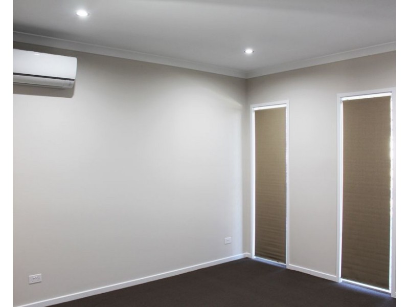 106 Invergarry Circuit, Heathwood QLD 4110