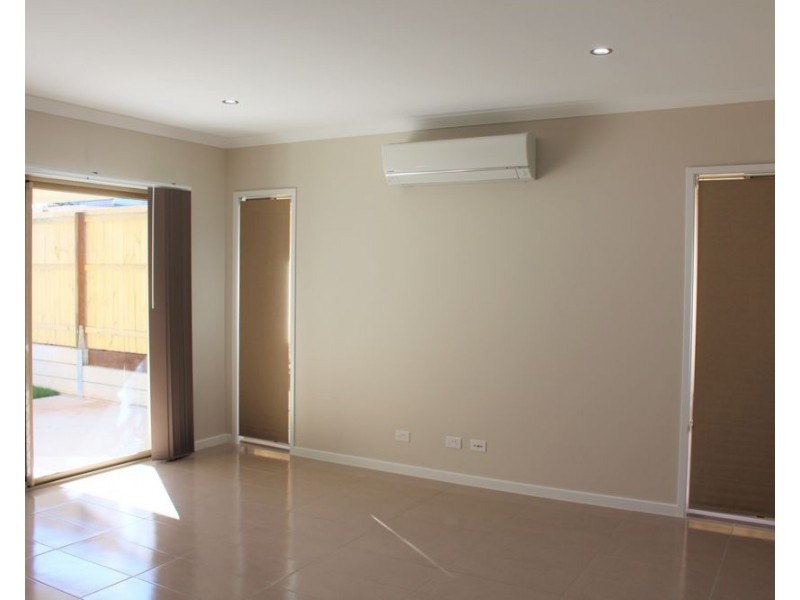 106 Invergarry Circuit, Heathwood QLD 4110