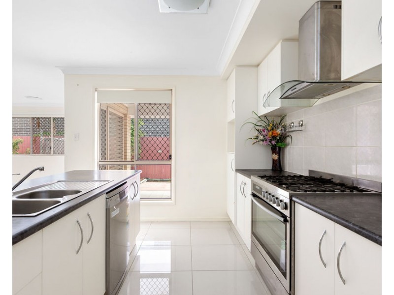 29 Giancarlo Crescent, Doolandella QLD 4077