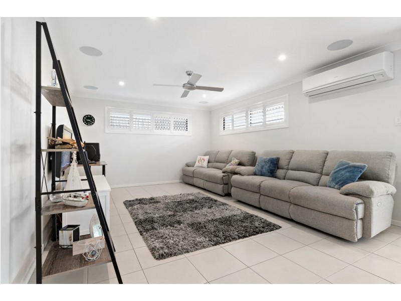 1 Rest Court, Springfield Lakes QLD 4300