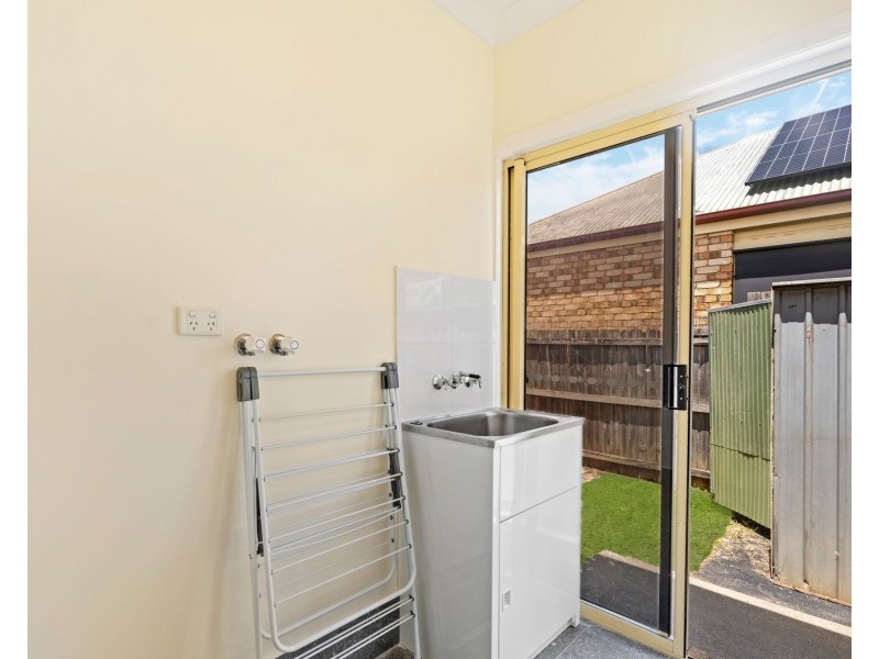 76 Oxford Pde, Forest Lake QLD 4078