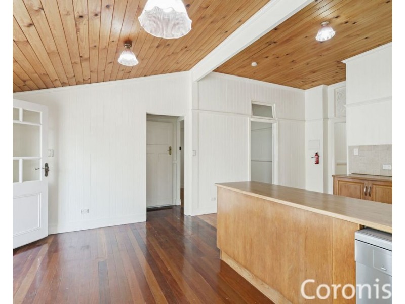 9 McLeod Street, Herston QLD 4006