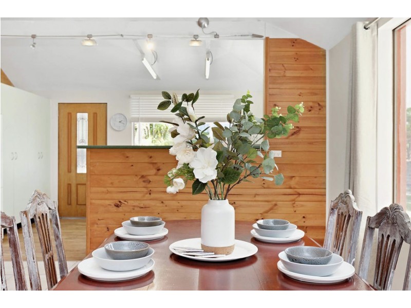 15 Dale Road, Camira QLD 4300