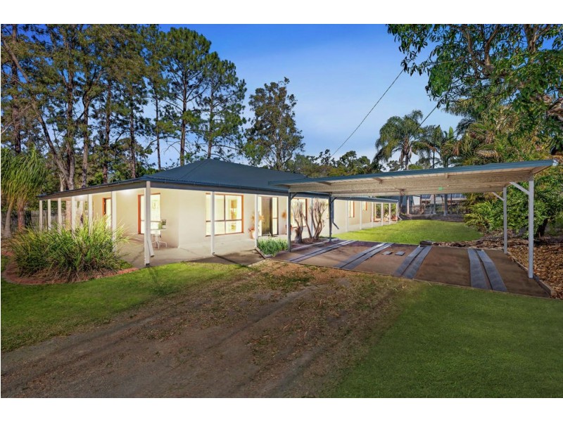15 Dale Road, Camira QLD 4300