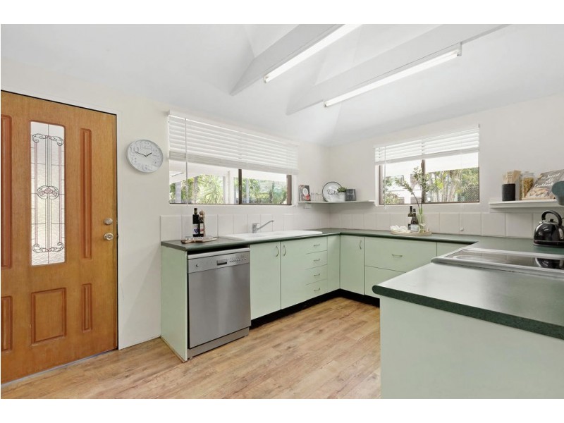 15 Dale Road, Camira QLD 4300