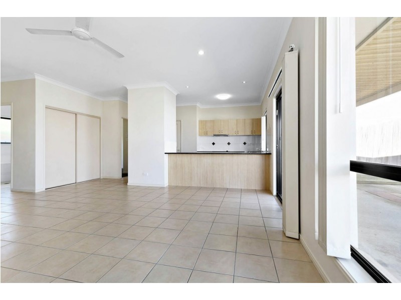 8 Wharf Court, Springfield Lakes QLD 4300