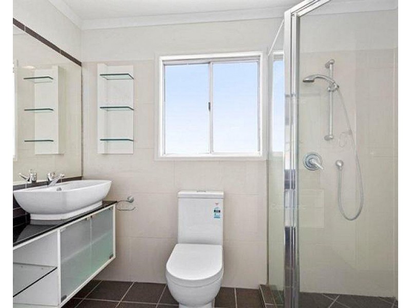 27 Eagle Street, Goodna QLD 4300