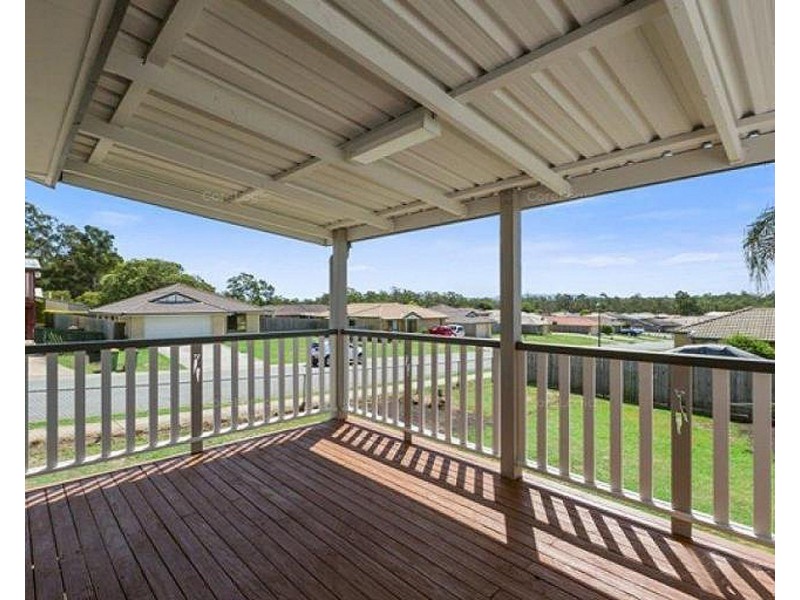 27 Eagle Street, Goodna QLD 4300