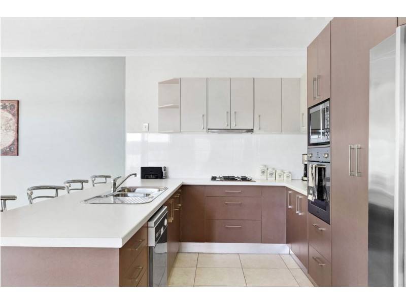 6 Avalon Close, Bellbird Park QLD 4300