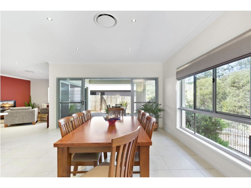 6 Avalon Close, Bellbird Park QLD 4300