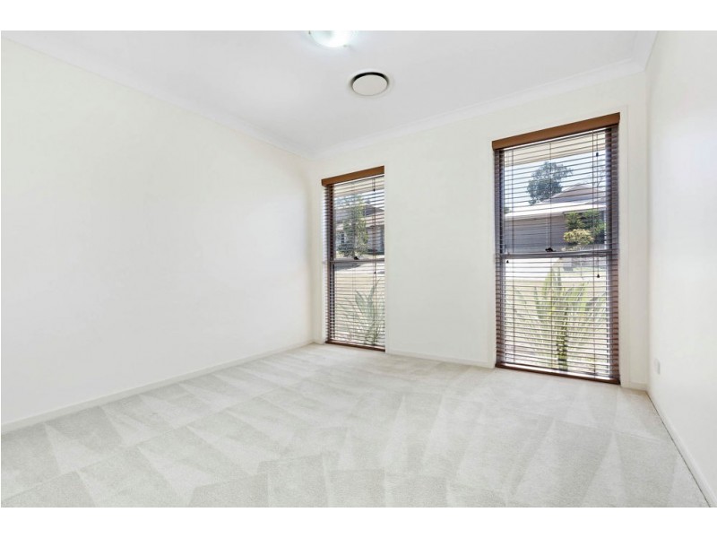 6 Avalon Close, Bellbird Park QLD 4300