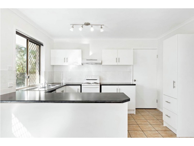 1/28 Cameron street, Redbank Plains QLD 4301